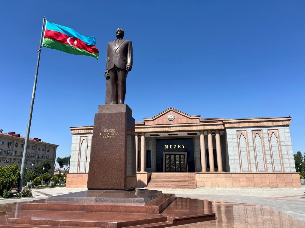 Heydar Aliyev Square