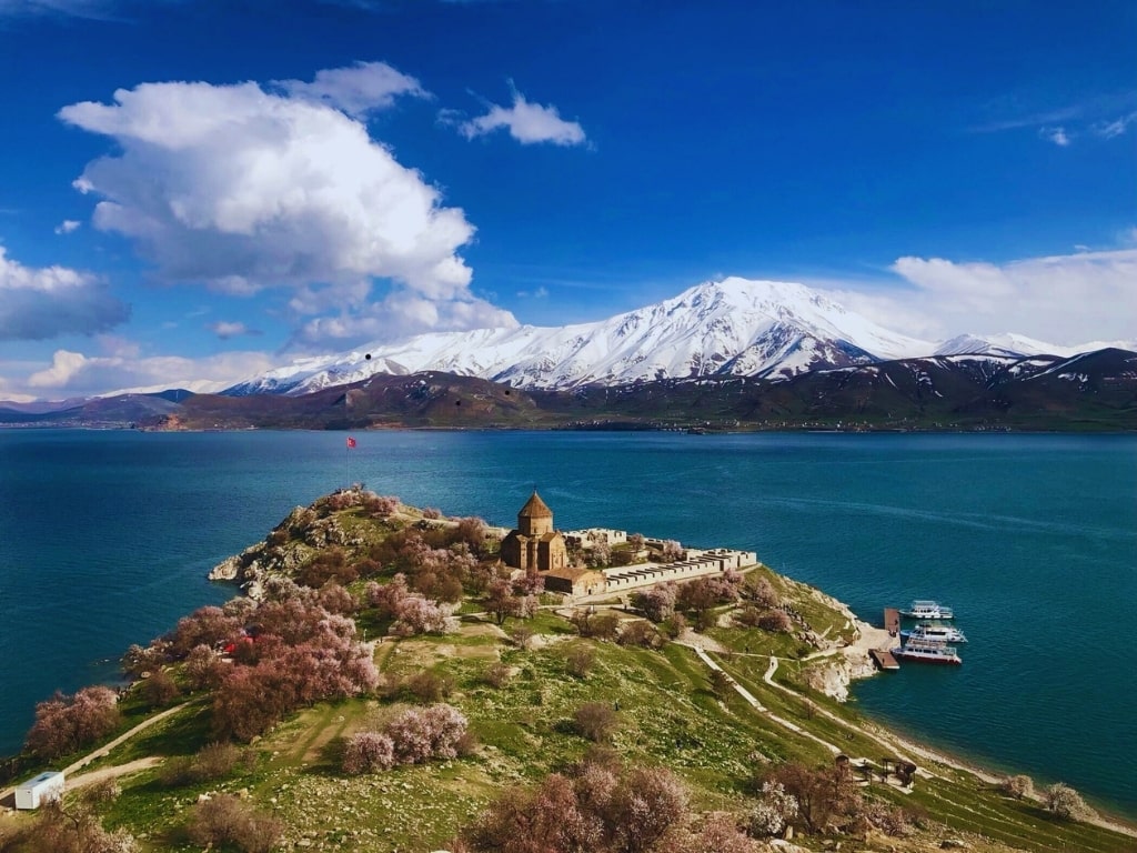 Akdamar Island (Van) Akdamar Island (Van)