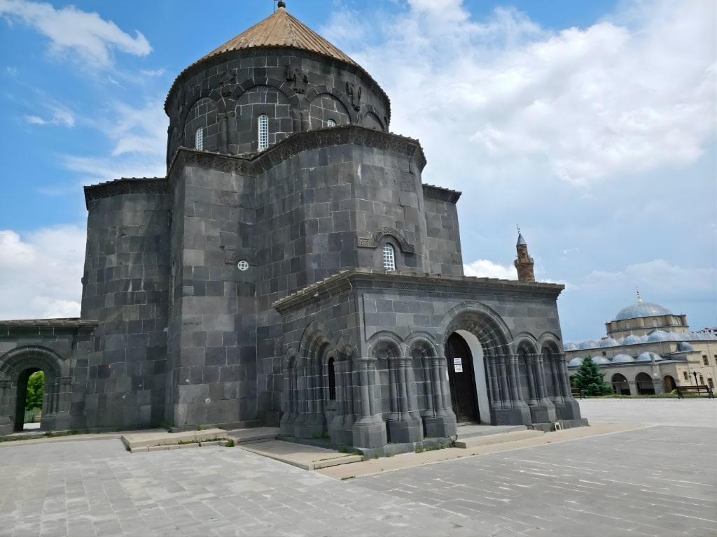 Kümbet Mosque (Kars) Kümbet Mosque (Kars)