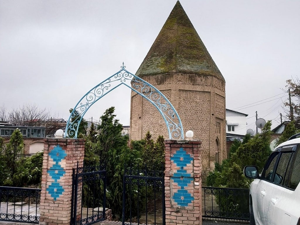Tomb of Yusuf ibn Qusayr