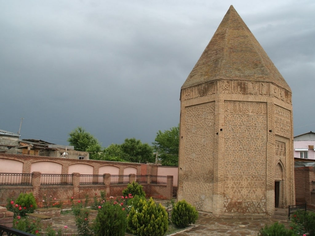 Yusuf ibn Qusayr tomb